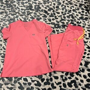 Figs Neon Pink Scrub Set